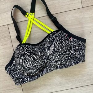 VSX Sport Women's Black and Yellow Pattern Bra 32B